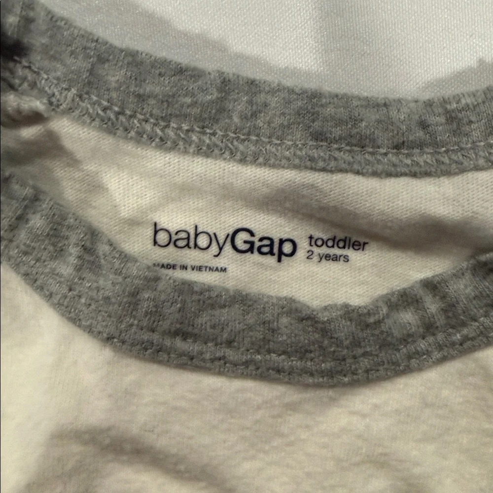 FOUR GAP T-Shirts. Size 2 years.